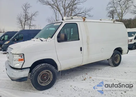 2012 Ford Econoline E250 Van z USA, uszkodzony, nr VIN 1FTNE2EW1CDA83645